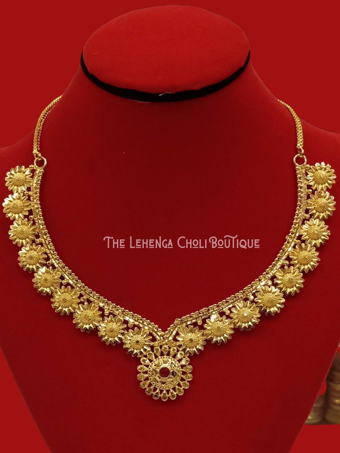 Pin by Laxmi Giri on Nepali Gold Jewelry | Bridal jewellery design, Gold  jewellery design necklaces, Gold jewelry simple